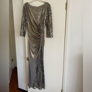 Tadashi Shoji Draped Long Sleeve Lace Mesh Dress Gown. Size L